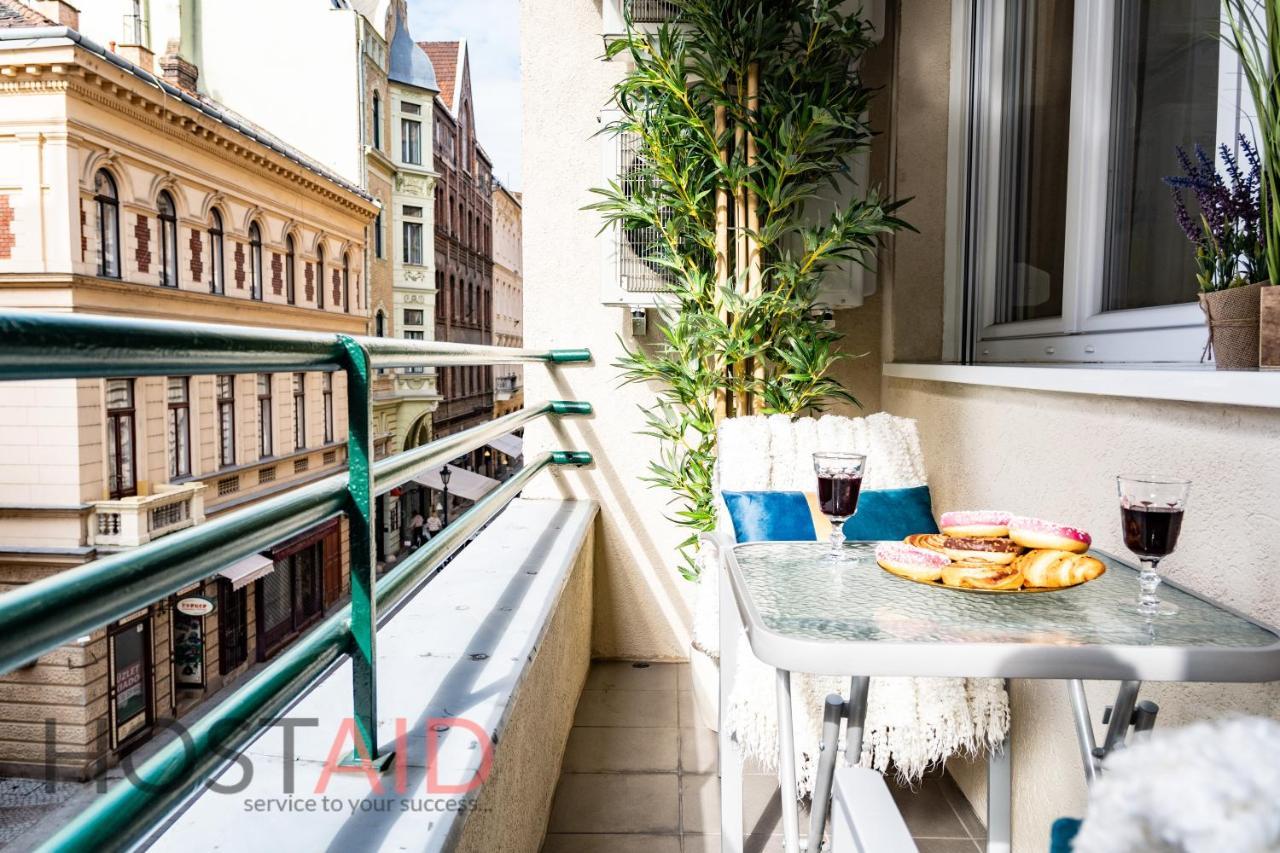 V68 Deluxe - Hostaid Apartment Budapest
